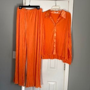 Orange oversized set, Peppermayo size US12, 100%polyester